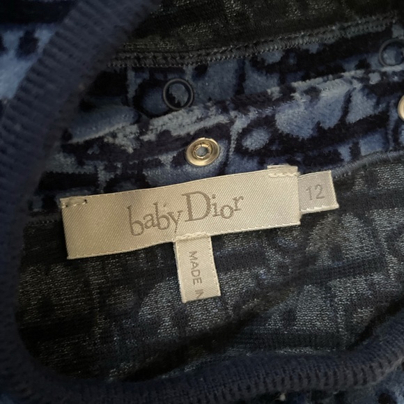 SOLD!! 🎉 Baby Dior dress - Picture 3 of 3